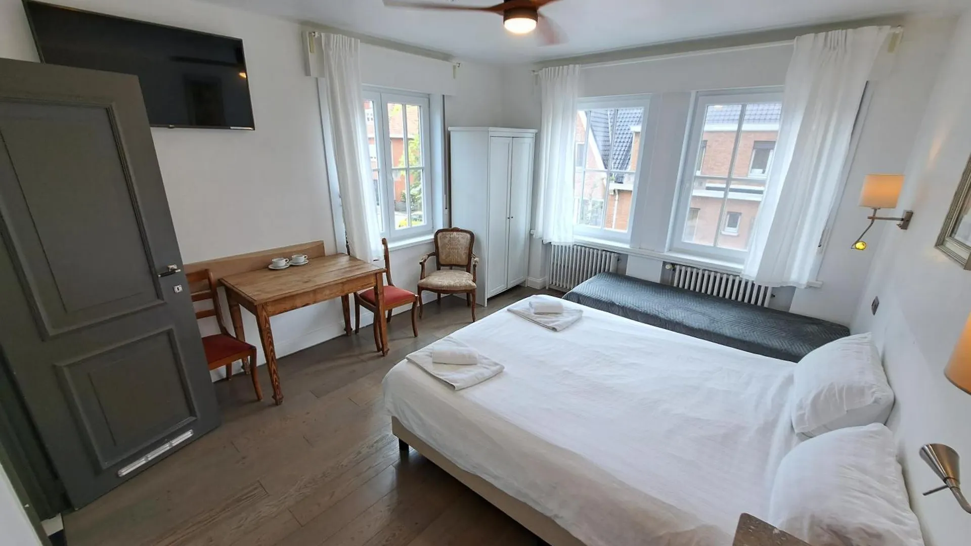 B&B Pickery Brugge 3*,  Belgium