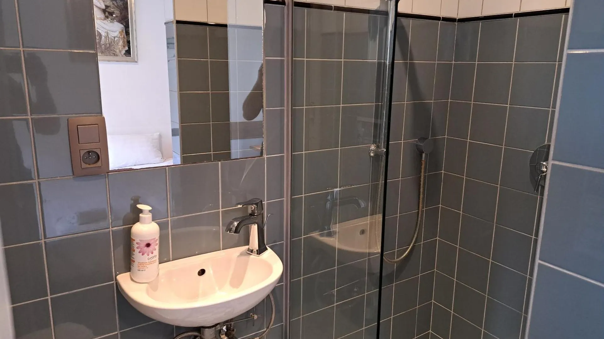B&B Pickery Μπριζ 3*,
