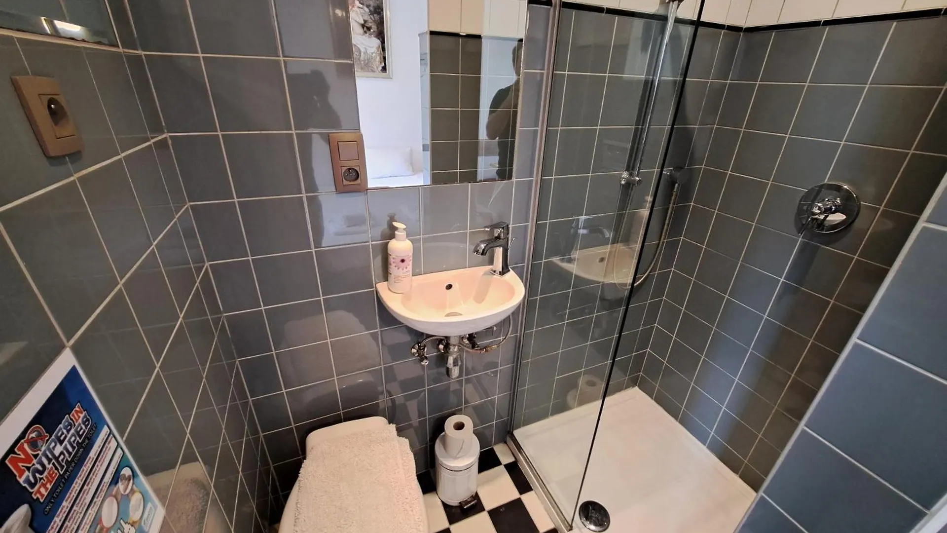 B&B Pickery Μπριζ