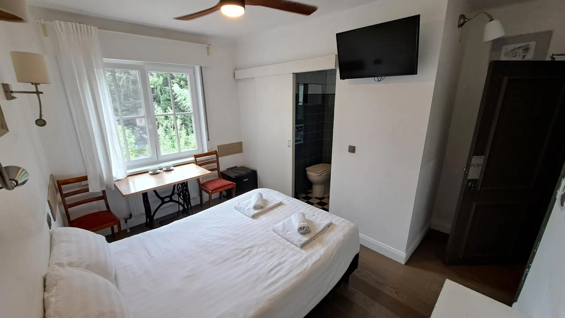B&B Pickery Μπριζ Bed and Breakfast
